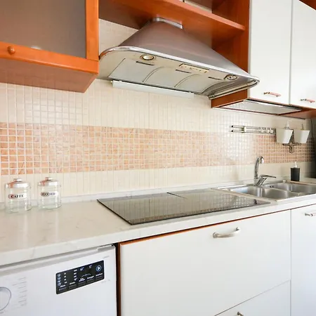 Apartment Mistral - Free Private Car Park Bari