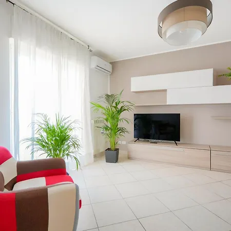 Mistral - Free Private Car Park