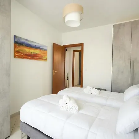 Appartement Mistral - Free Private Car Park Bari